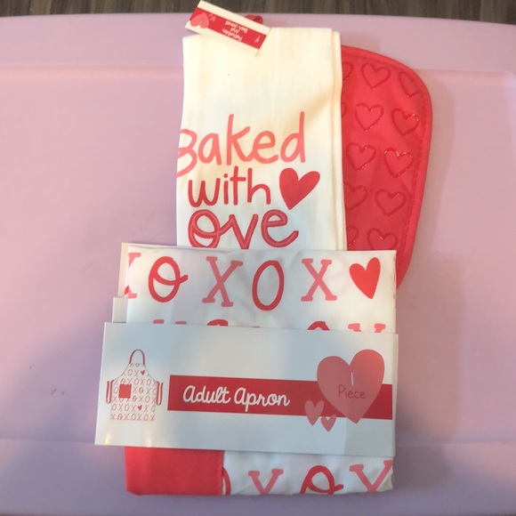 ❤️Super Cute Adult Apron, Potholder & Dish Towel set❤️❤️NWT - Picture 3 of 4